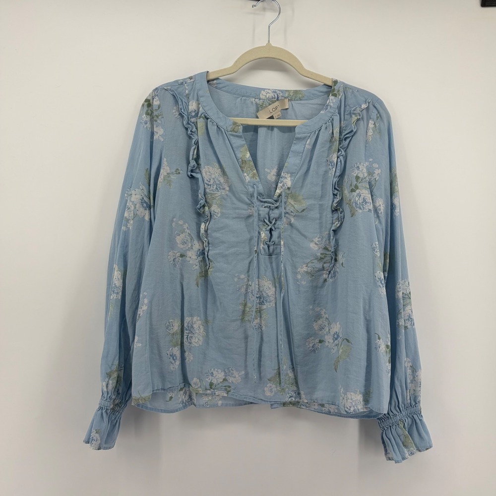 LOFT Womens Medium Blue Floral Blouse Ruffle Lace Up V-Neck Smocked Cuff Top